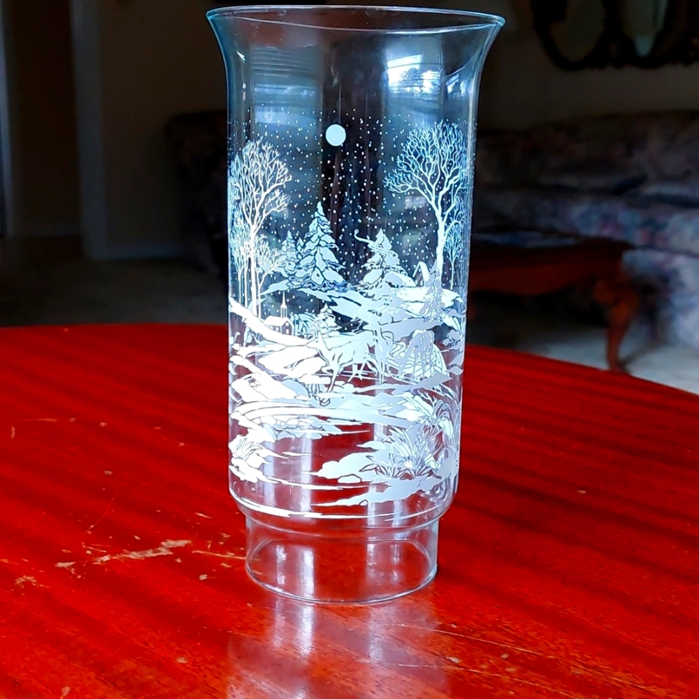 Hurricane lamp shade - Picture 2 of 2